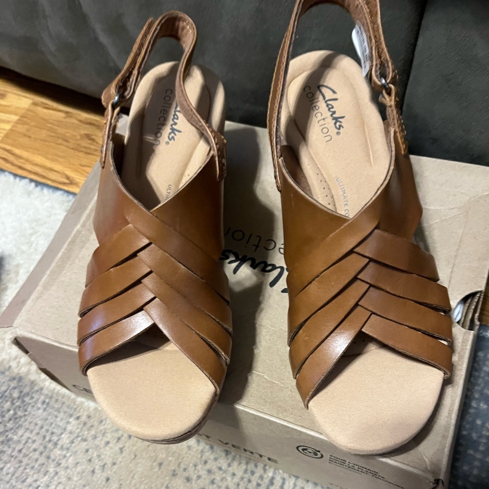 Clarks Women's Brown Leather Woven Sandals